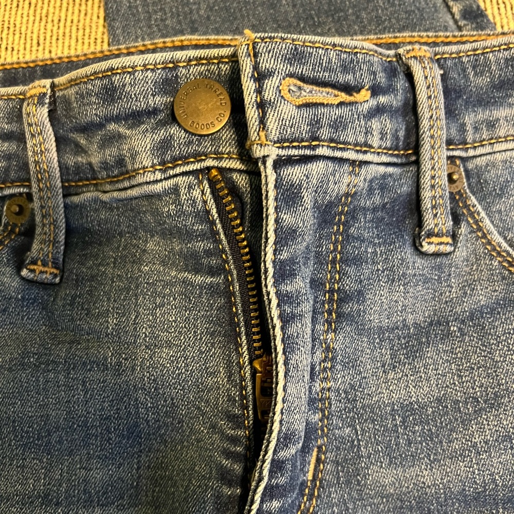 Universal Thread High Rise Skinny jeans - Picture 4 of 8